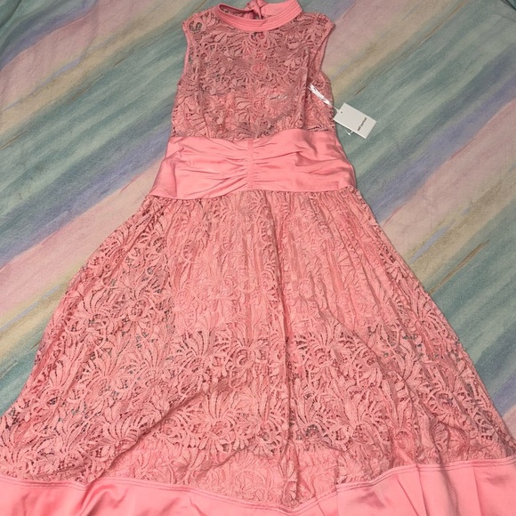 NWT SELF-PORTRAIT Floral Lace Sleeveless Midi Dress In Pink size 10 - Picture 9 of 10